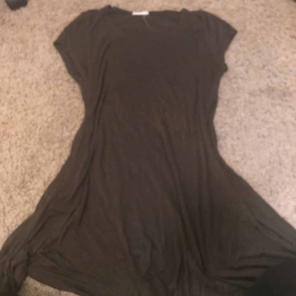 green t shirt dress